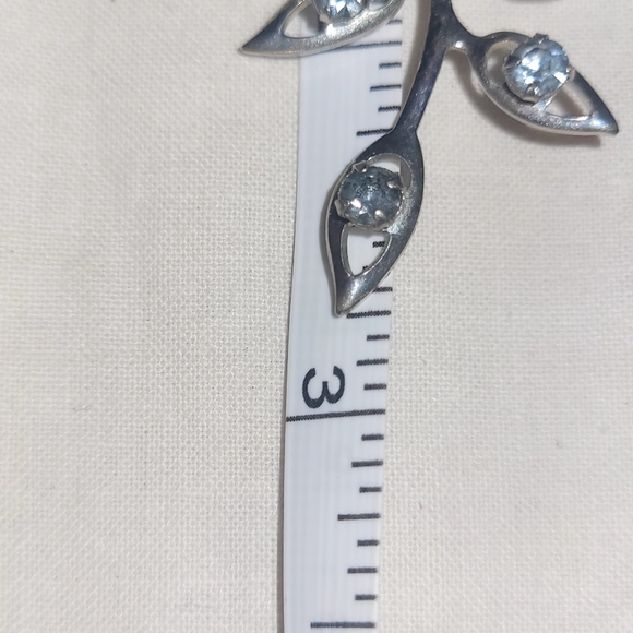 Silver and blue flower brooch. - Picture 4 of 4